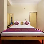 Oyo Rooms Sri Nagar Colony