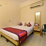 Oyo Rooms Sri Nagar Colony