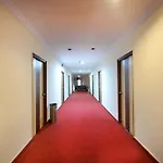 Oyo Rooms Sri Nagar Colony