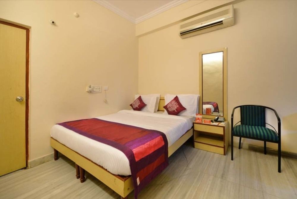 Oyo Sri Nagar Colony 3* Hyderabad